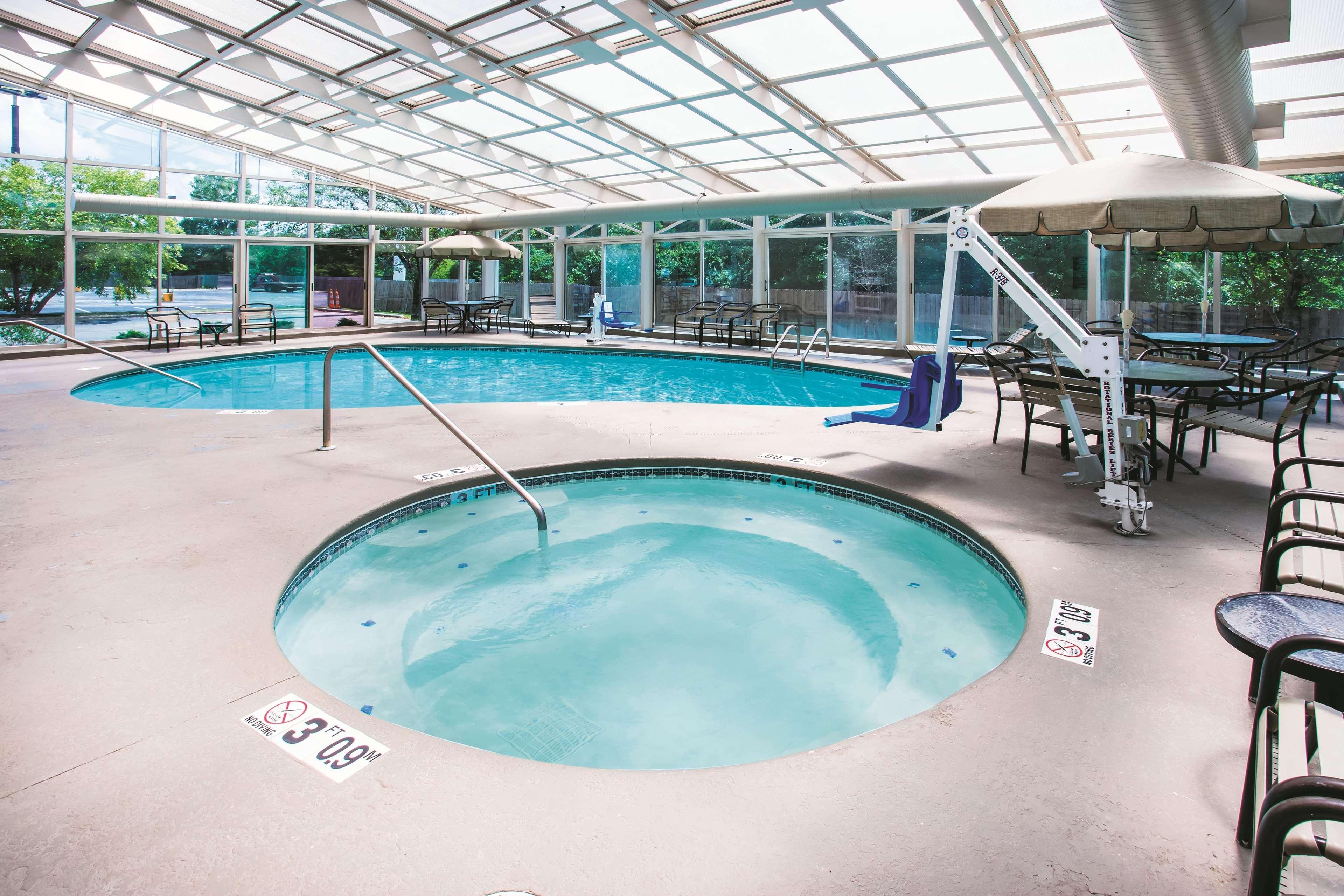 La Quinta By Wyndham Cincinnati Ne - Mason Luaran gambar
